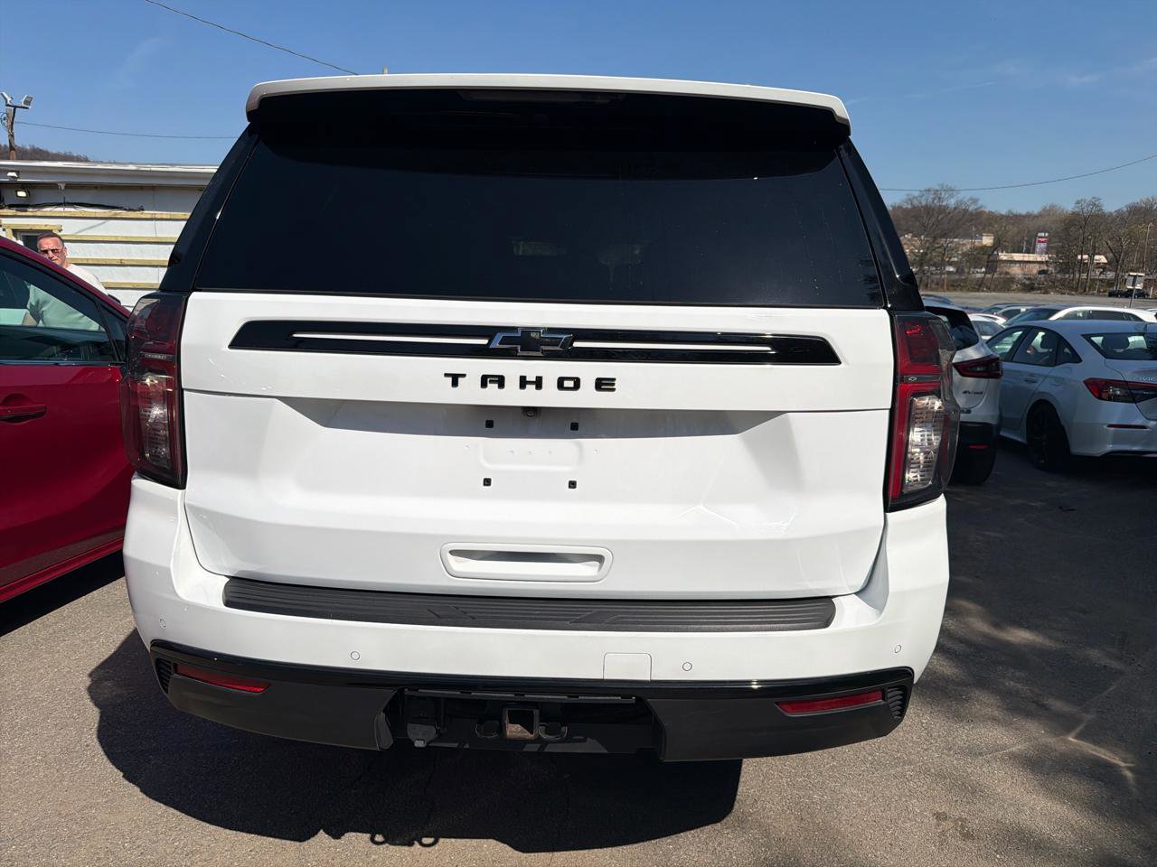 Used 2024 Chevrolet Tahoe Z71 w/ Luxury Package AWD/4WD image 7