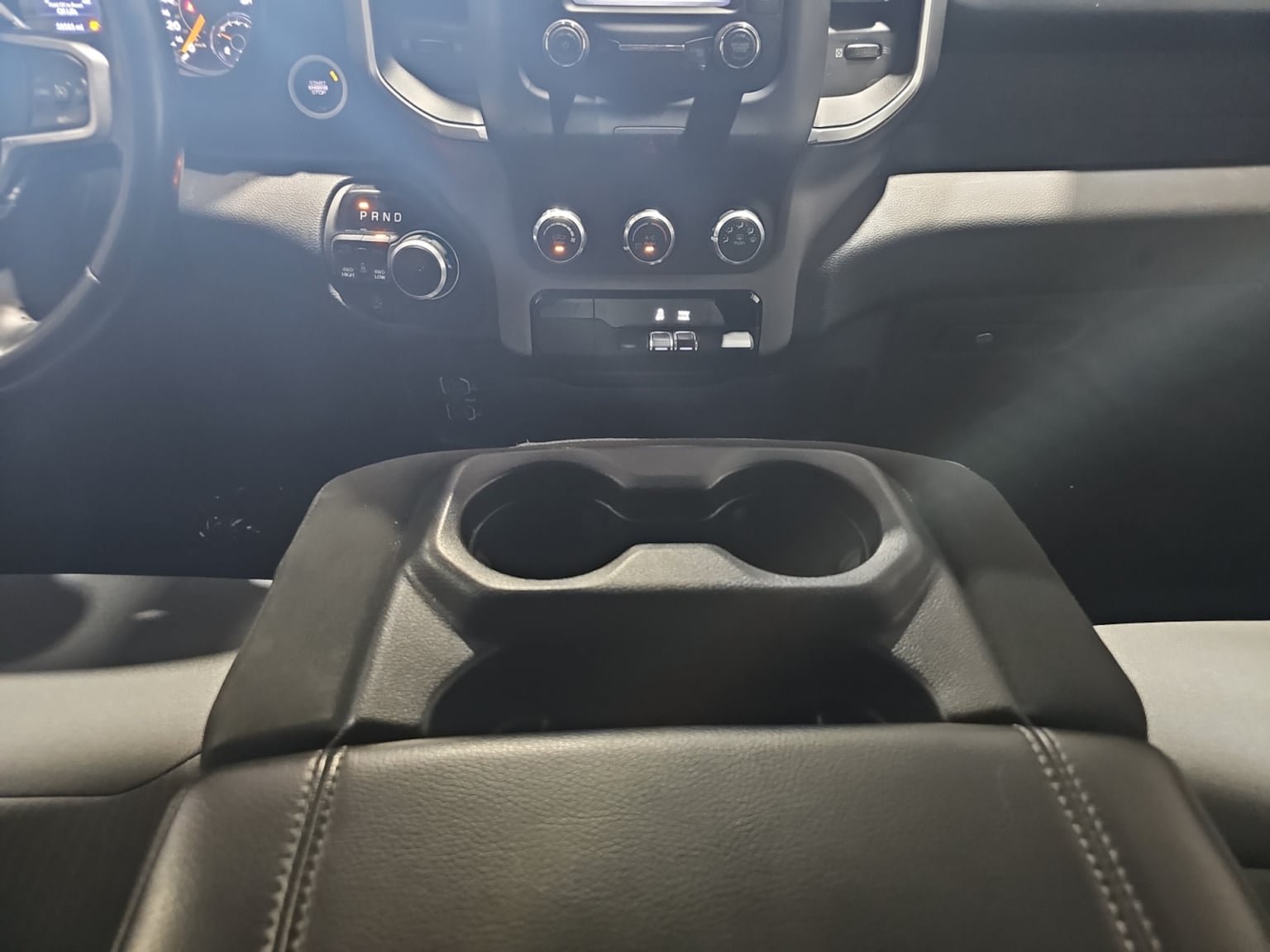 Used 2022 RAM 1500 Big Horn AWD/4WD image 15