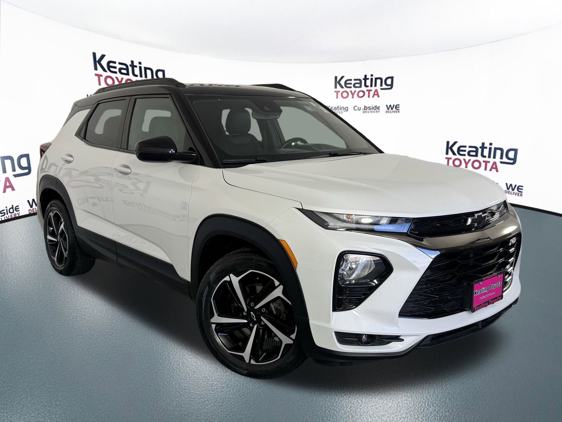 Used 2021 Chevrolet TrailBlazer RS w/ Sun and Liftgate Package image 3