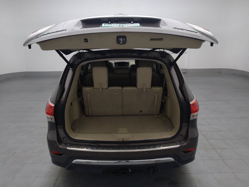 Used 2015 Nissan Pathfinder Platinum w/ Family Entertainment Package FWD image 29