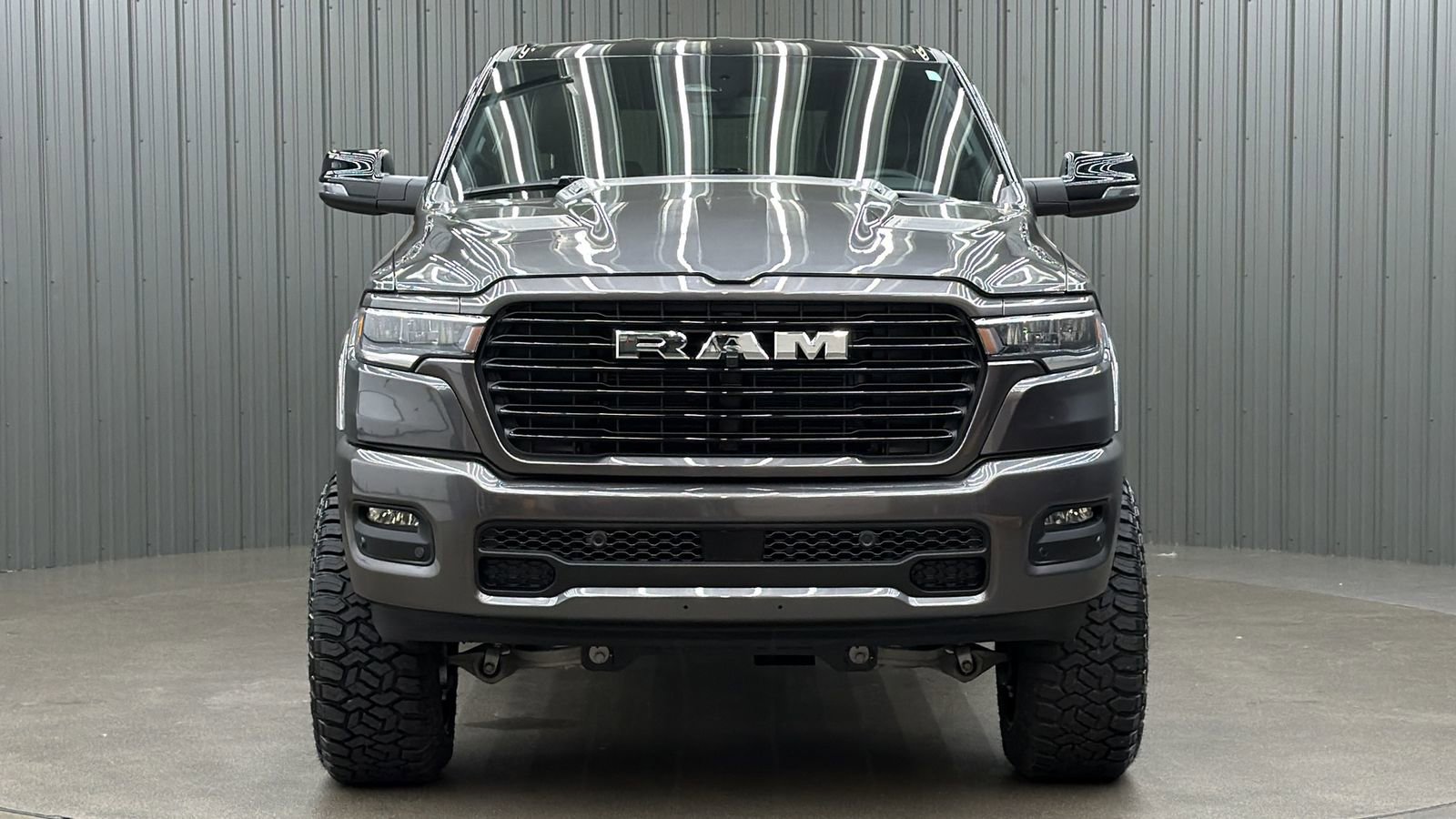 Used 2025 RAM 1500 Laramie w/ Sport Appearance Package AWD/4WD image 8