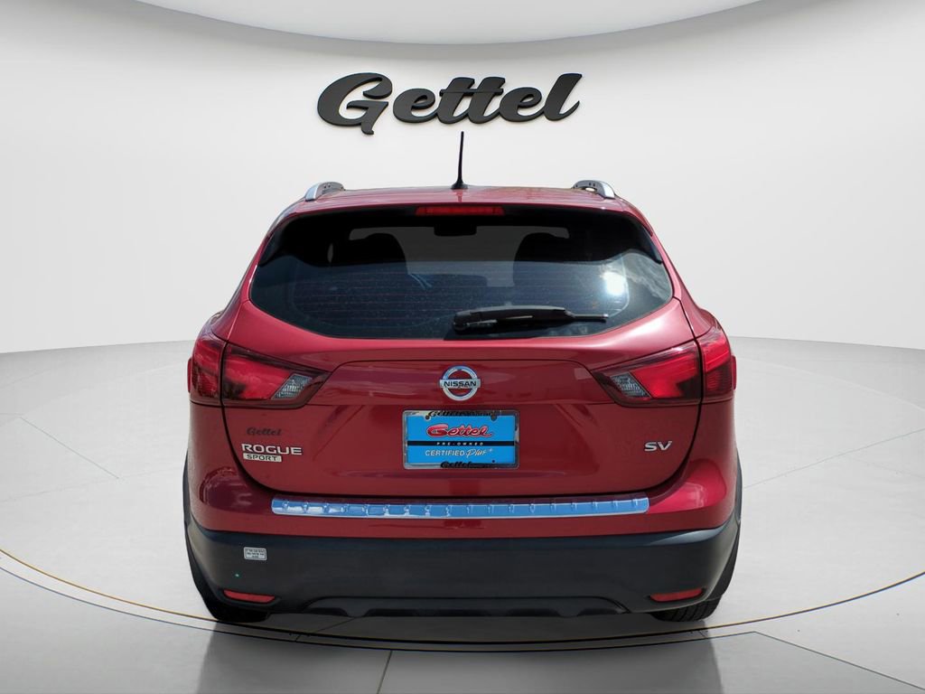 Certified 2018 Nissan Rogue Sport SV image 5