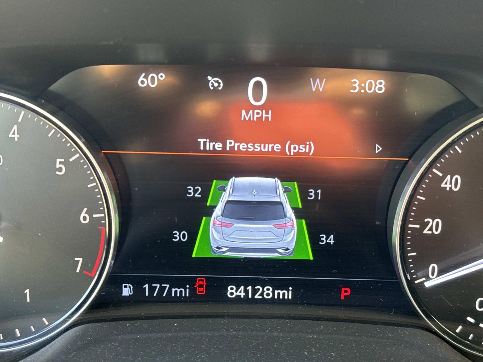 Used 2022 Buick Envision Essence w/ Sport Touring Package image 27