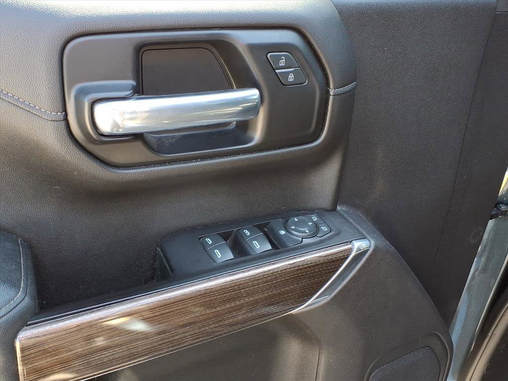 Used 2020 Chevrolet Silverado 1500 LT w/ All-Star Edition image 19