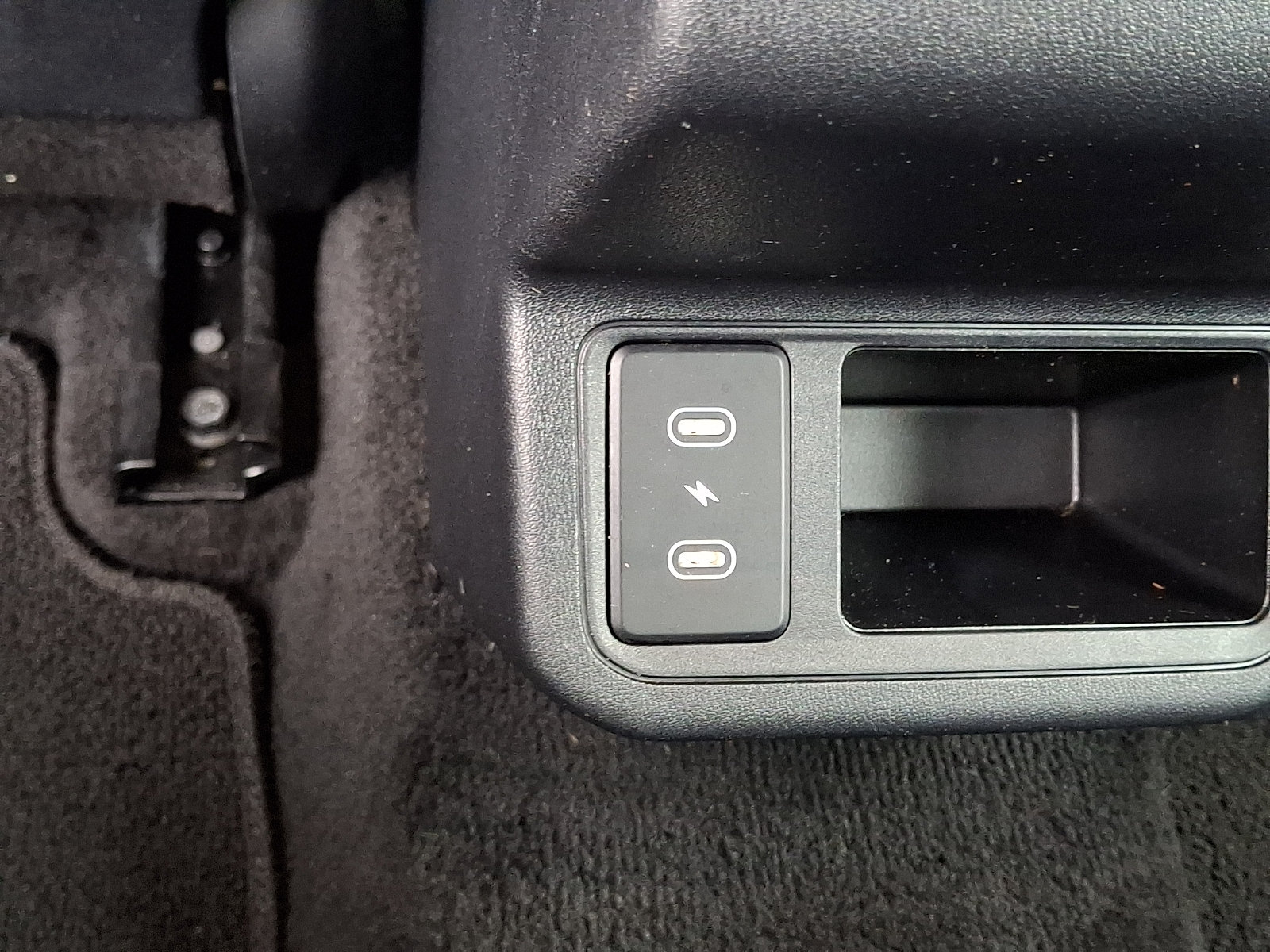 Used 2025 Kia K4 FWD image 11