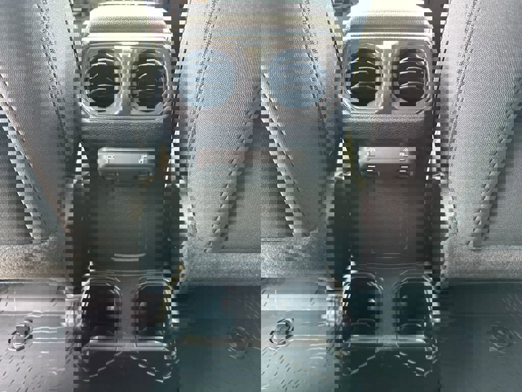 Used 2021 Jeep Wrangler Unlimited Sport AWD/4WD image 28