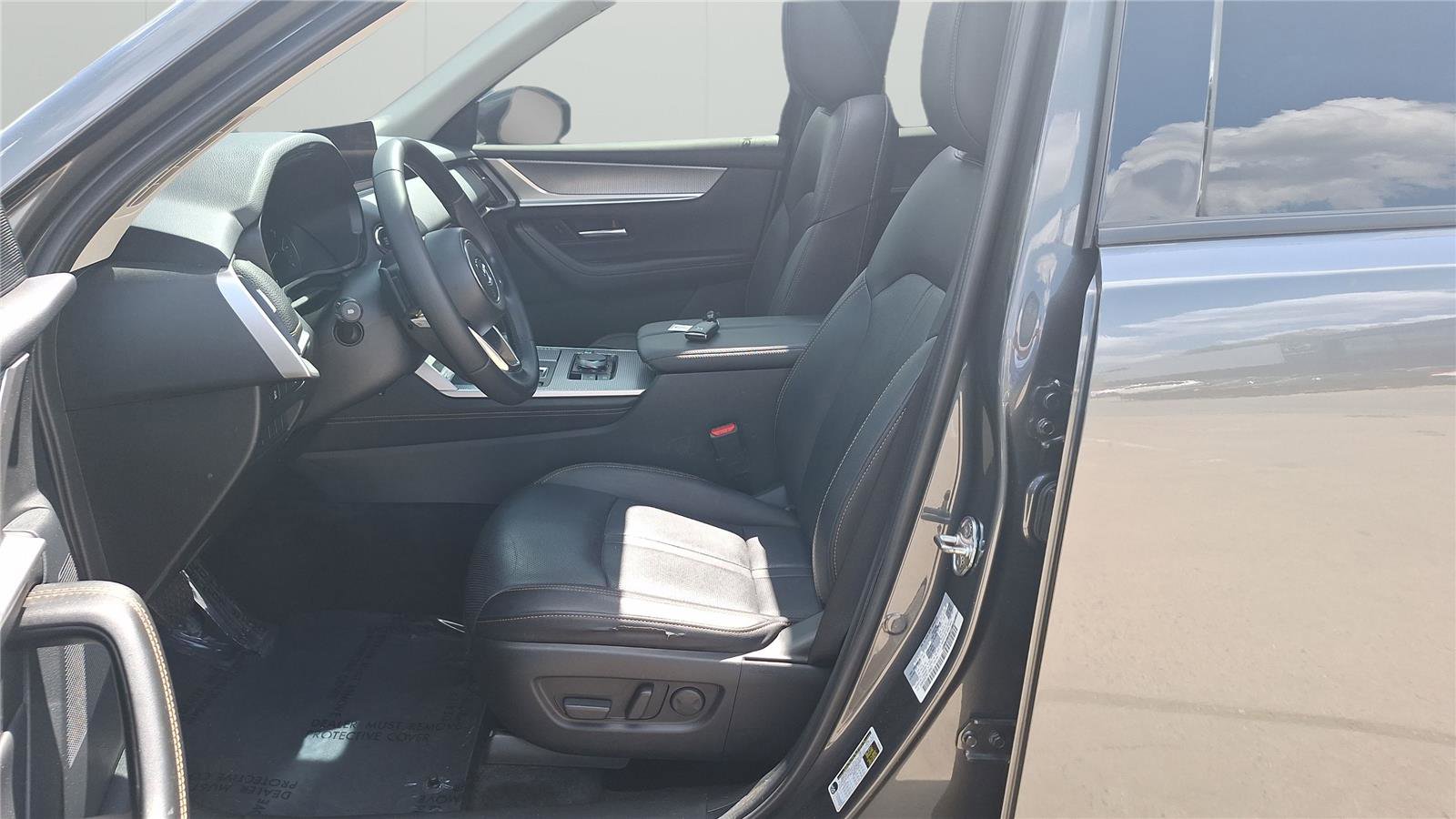 Used 2024 MAZDA CX-90 3.3 Turbo w/ Preferred Package AWD/4WD image 24