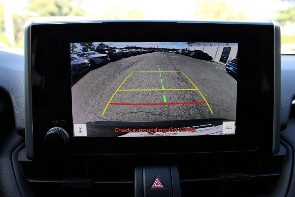 Used 2025 Toyota RAV4 LE FWD image 20