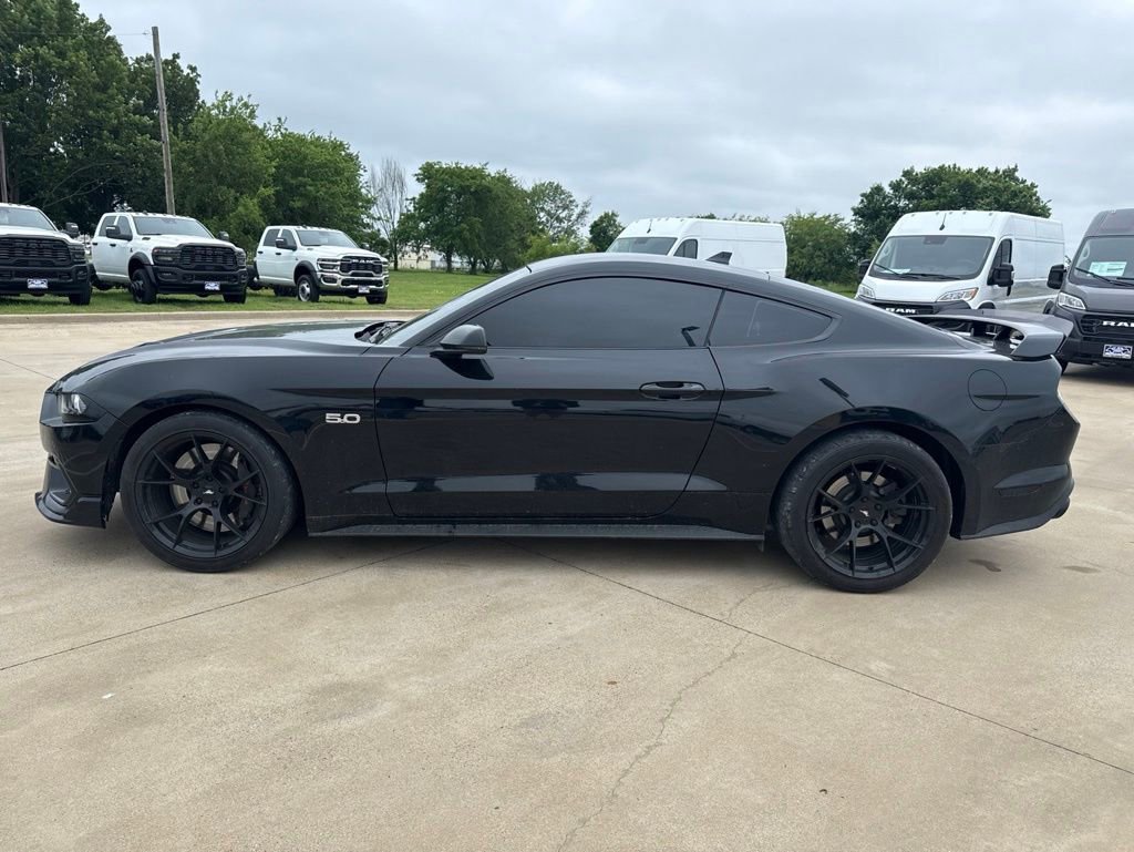 Used 2022 Ford Mustang GT Premium w/ GT Performance Package RWD image 4