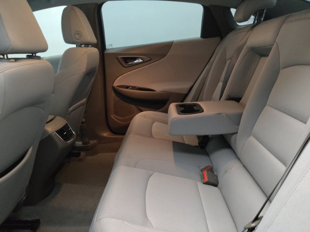 Used 2022 Chevrolet Malibu LT image 18