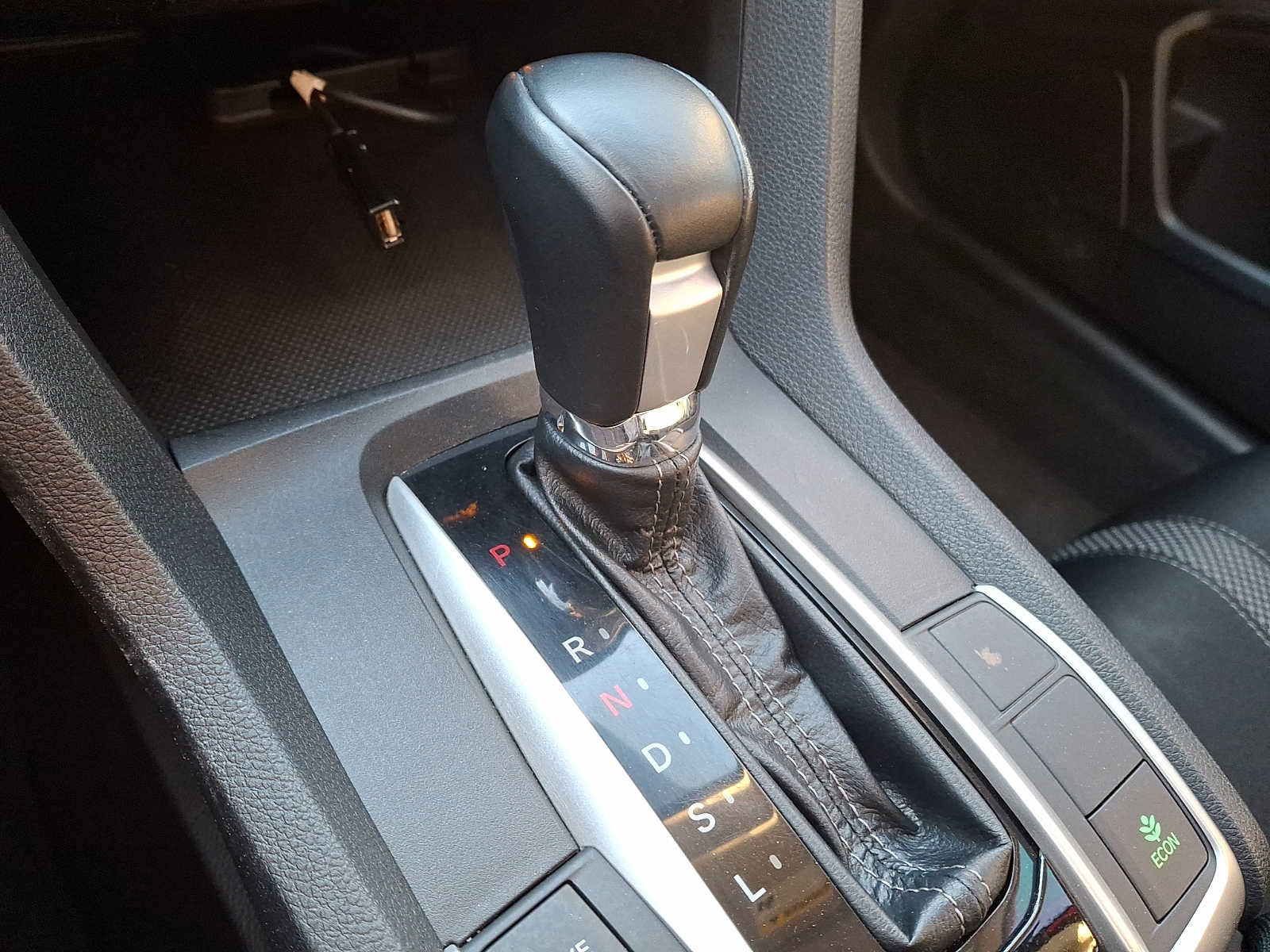 Used 2019 Honda Civic EX image 13