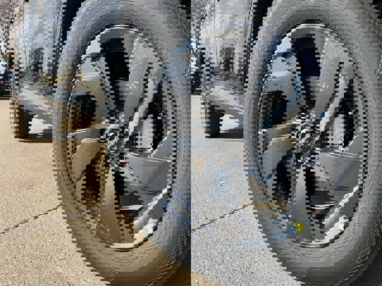 New 2026 Nissan Rogue SV image 7