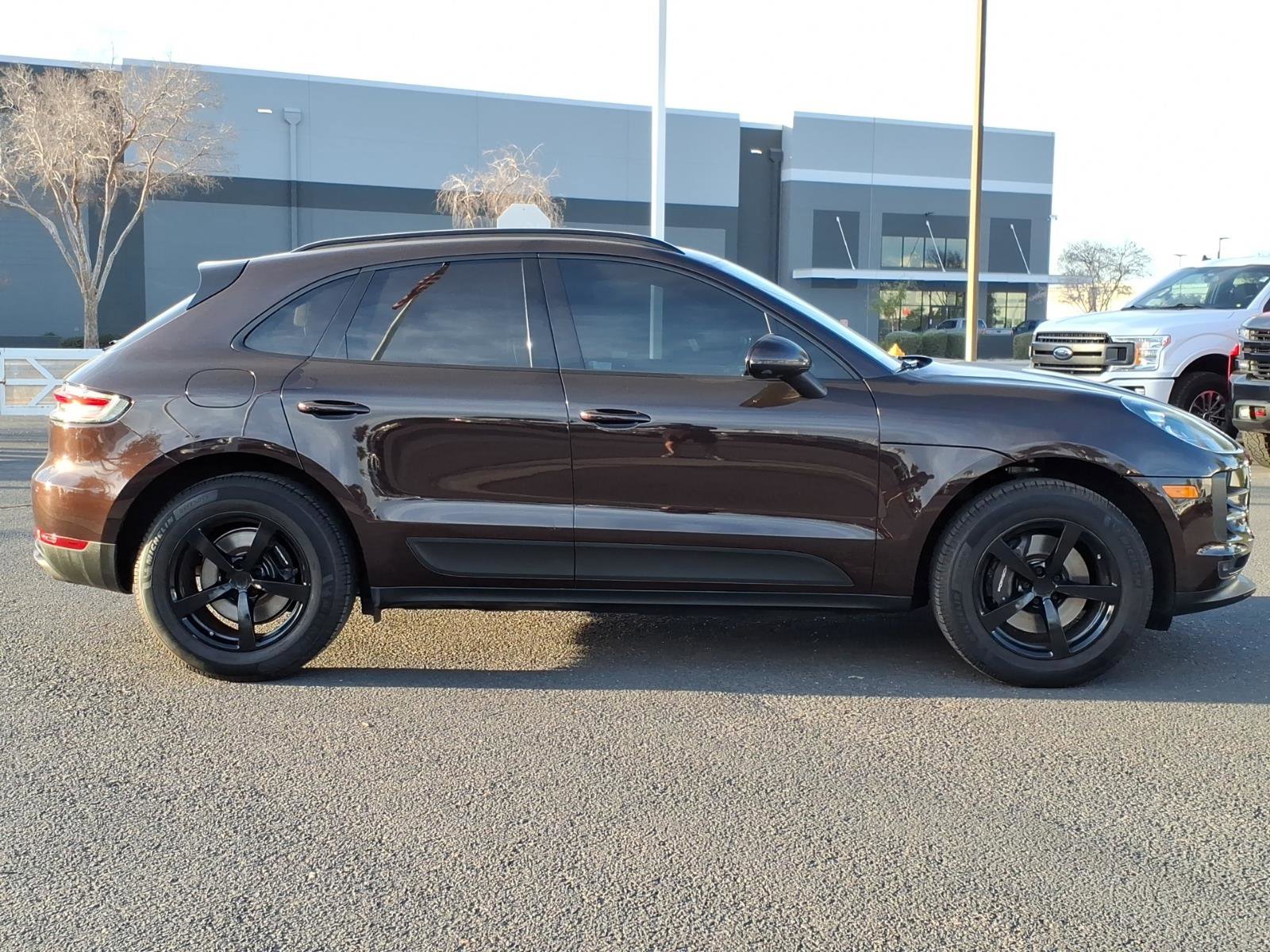 Used 2021 Porsche Macan Base image 5