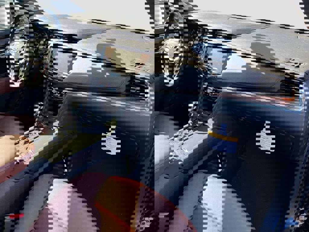 New 2025 Cadillac XT5 Premium Luxury w/ Technology Package image 31