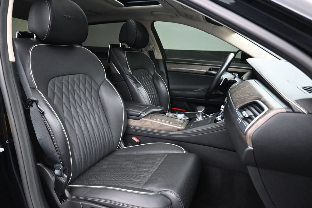 Used 2022 Genesis G90 5.0 Ultimate AWD/4WD image 28