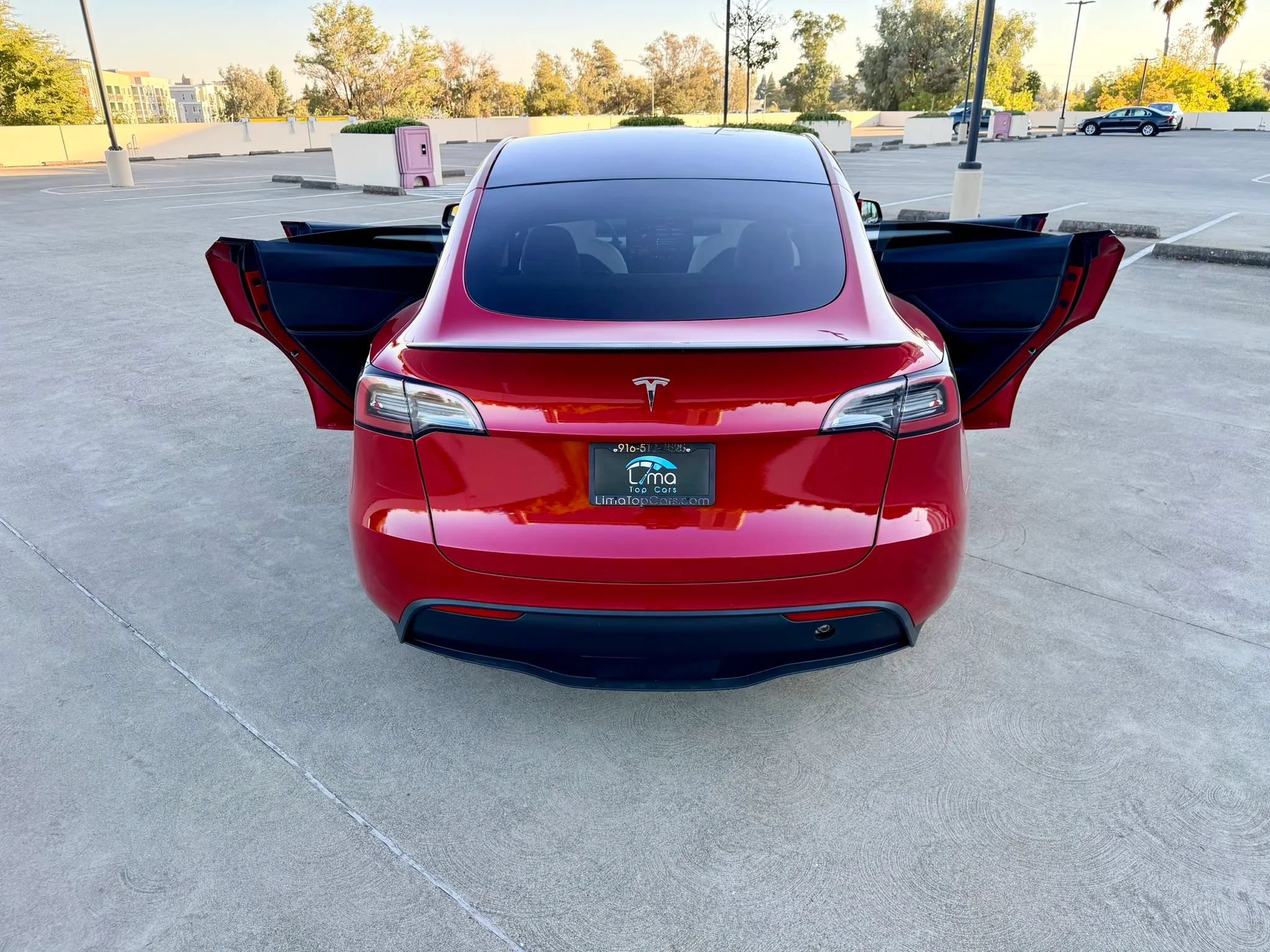 Used 2023 Tesla Model Y Long Range AWD/4WD image 49