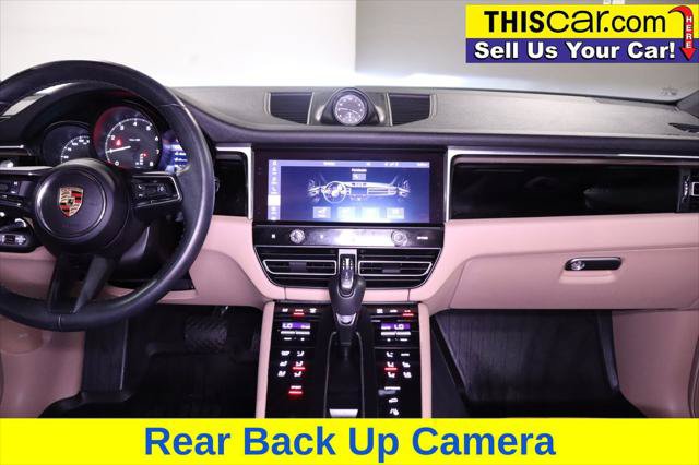 Used 2024 Porsche Macan AWD/4WD image 23