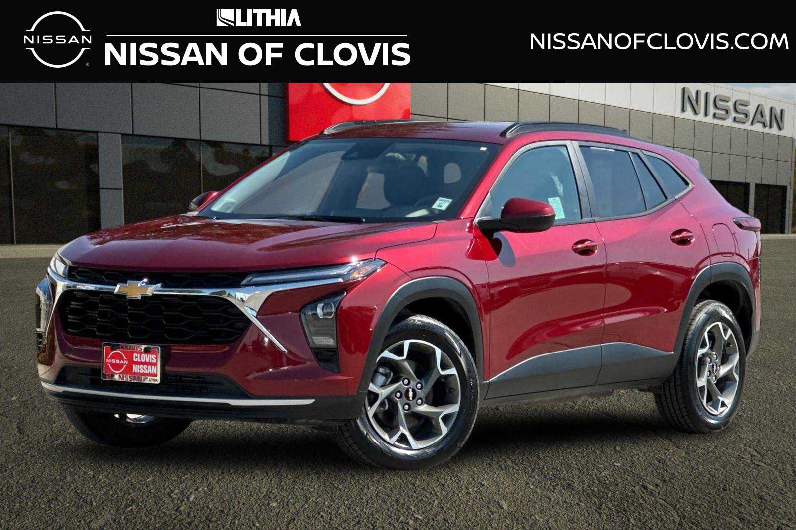 Used 2025 Chevrolet Trax LT