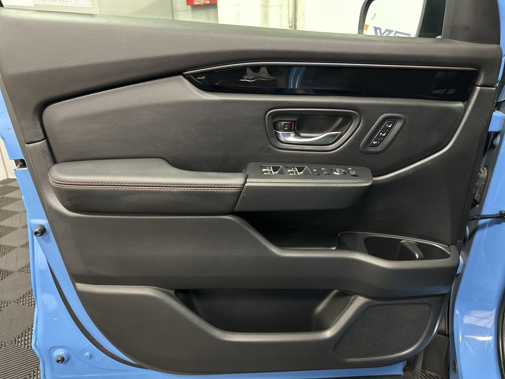 Used 2024 Honda Pilot TrailSport image 17