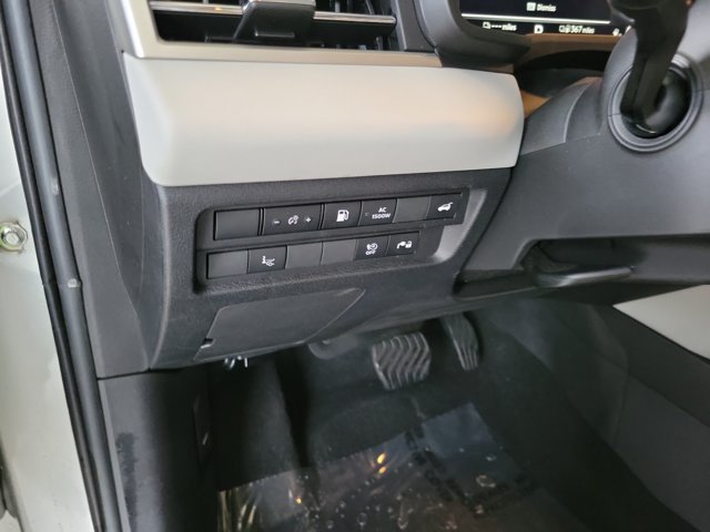 Used 2023 Mitsubishi Outlander SEL AWD/4WD image 21