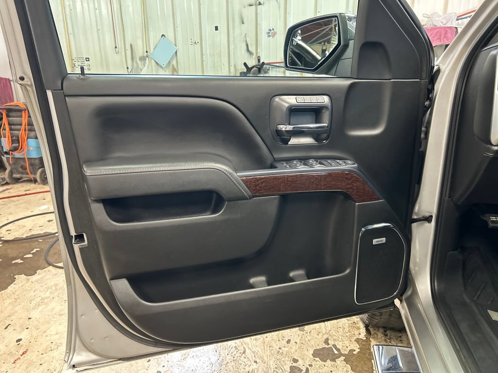 Used 2018 GMC Sierra 1500 SLT w/ SLT Premium Package AWD/4WD image 15