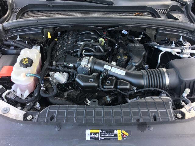 Used 2023 Jeep Grand Cherokee Altitude image 33