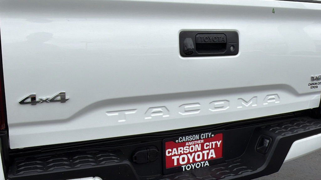 Certified 2023 Toyota Tacoma SR AWD/4WD image 28
