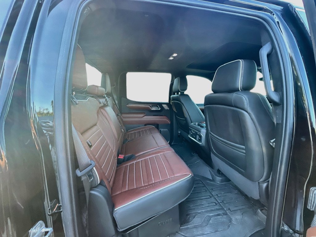 Used 2024 GMC Sierra 1500 Denali Ultimate AWD/4WD image 28