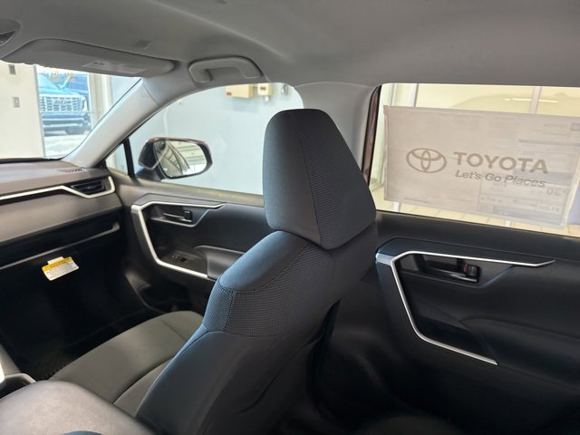 New 2025 Toyota RAV4 LE image 19