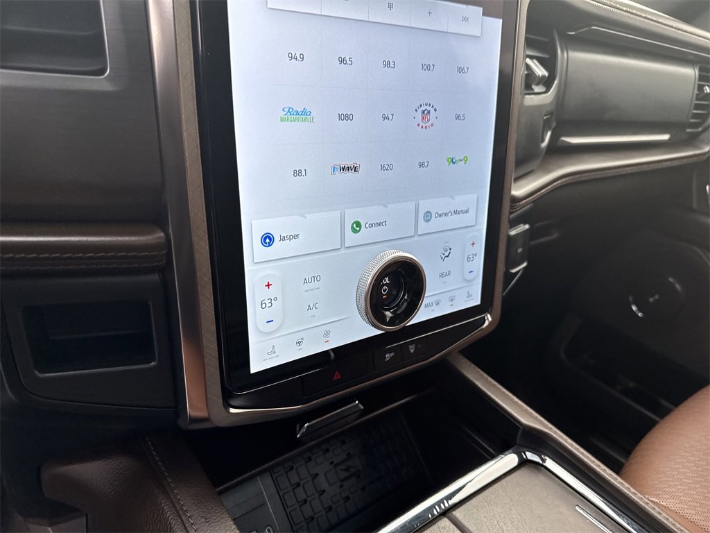 Used 2022 Ford Expedition King Ranch image 32