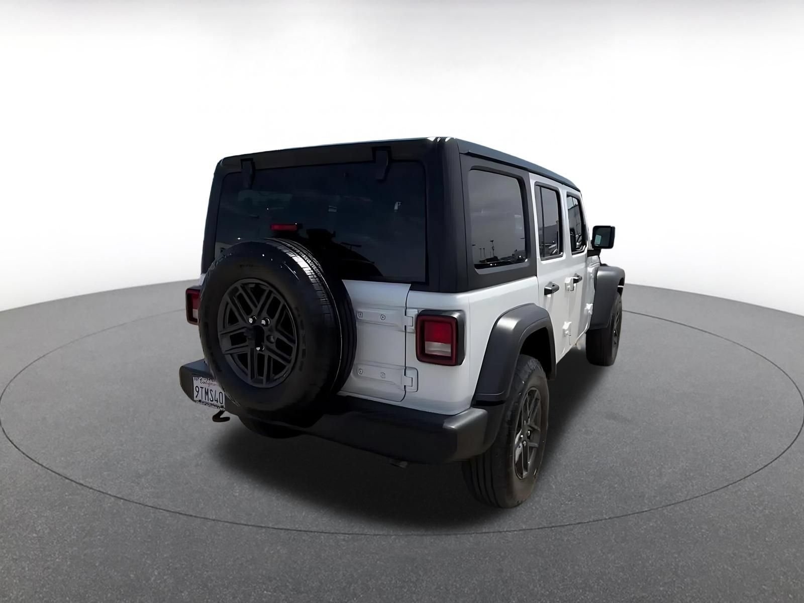 Used 2025 Jeep Wrangler Unlimited Sport AWD/4WD image 15