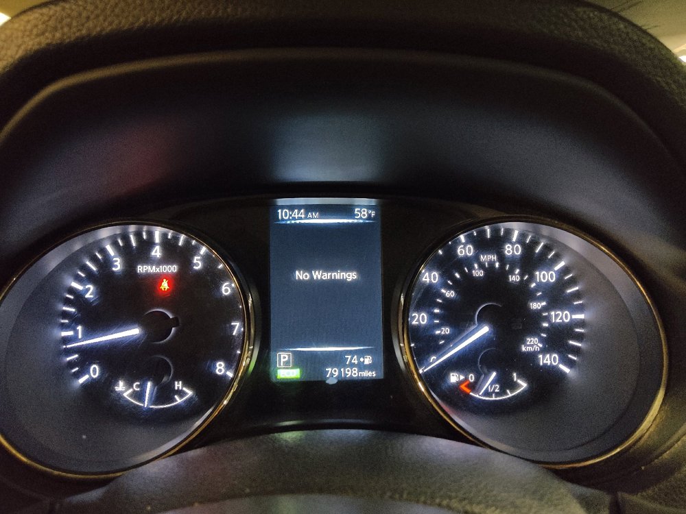 Used 2017 Nissan Rogue SV image 23