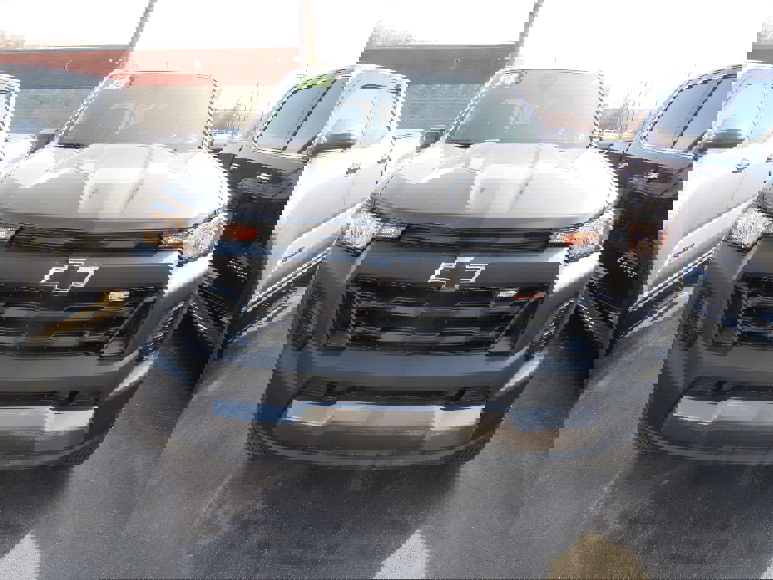 Used 2024 Chevrolet Colorado Trail Boss w/ Advanced Trailering Package image 2