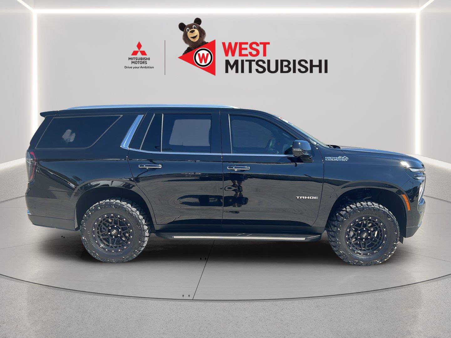 Used 2026 Chevrolet Tahoe High Country w/ Sun And Tow Package AWD/4WD image 6