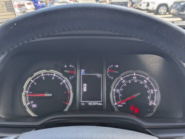 Used 2022 Toyota 4Runner TRD Off-Road Premium AWD/4WD image 15