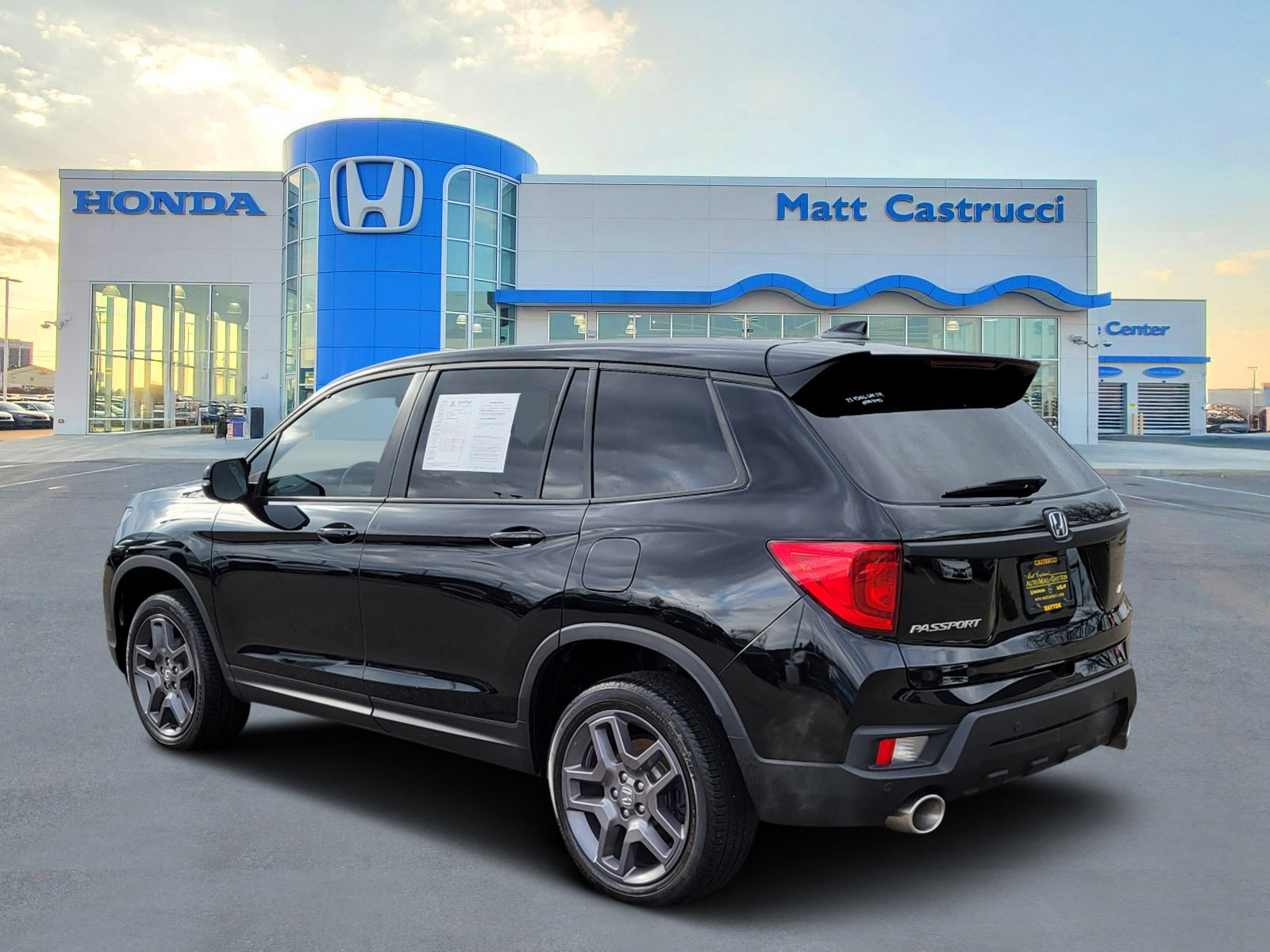 Used 2023 Honda Passport EX-L image 3