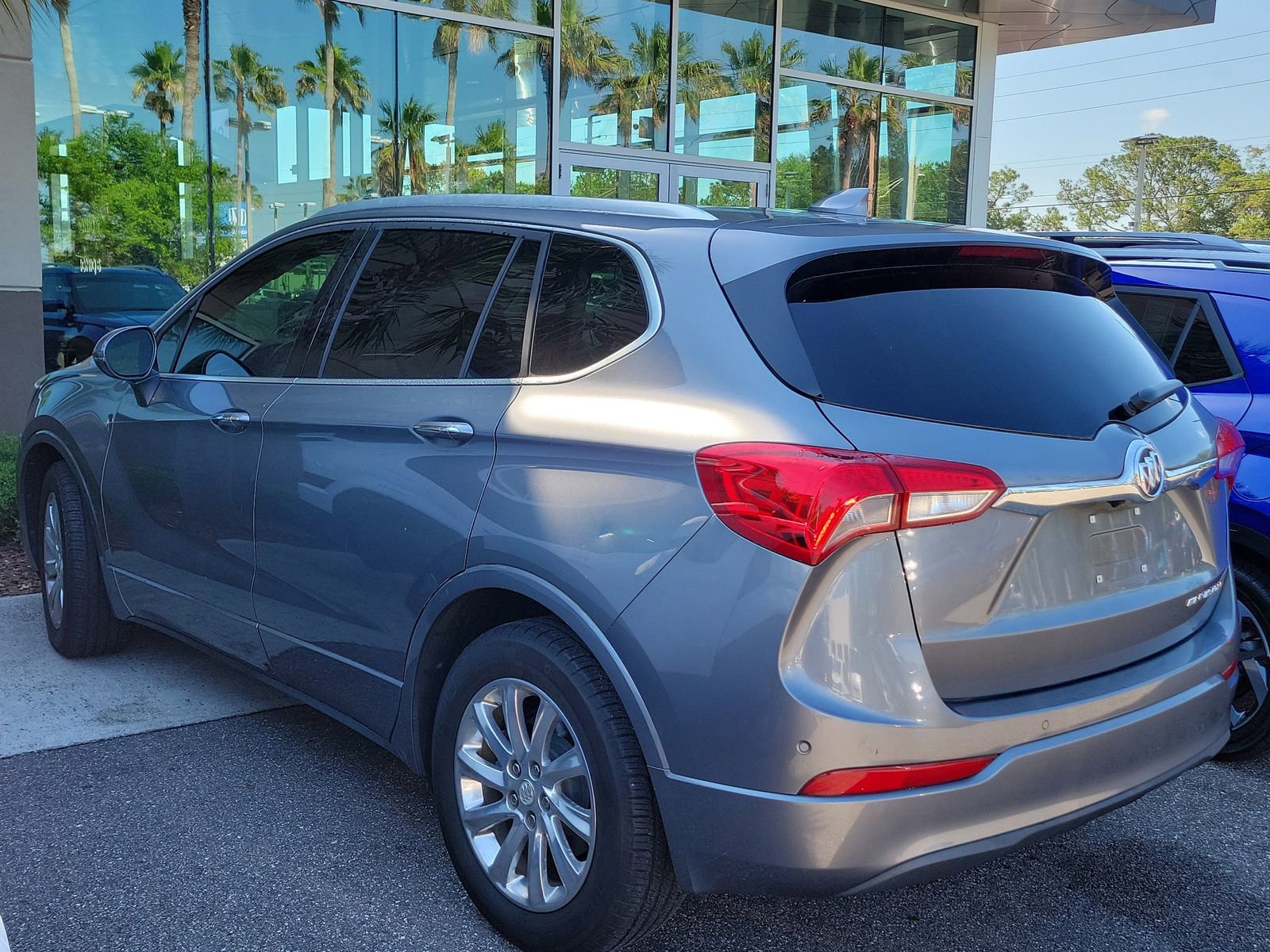 Used 2019 Buick Envision Essence FWD image 6