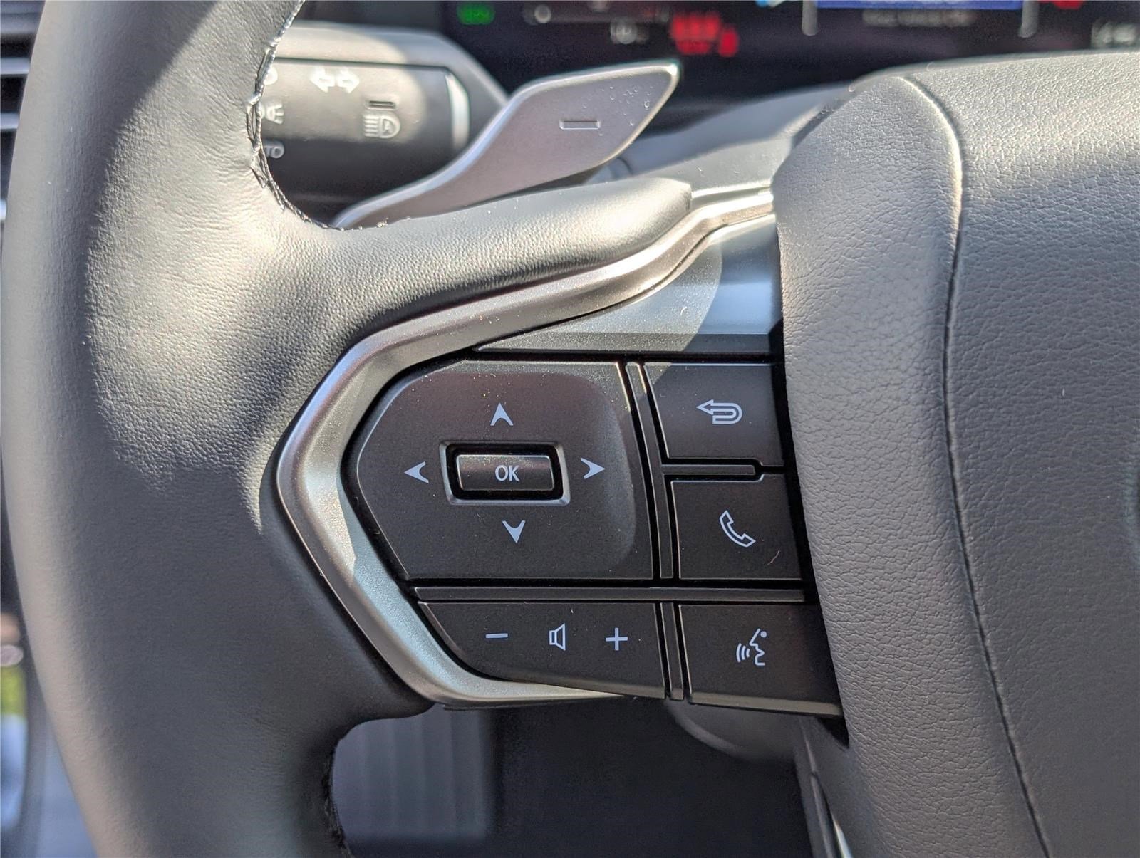 New 2026 Lexus IS 350 F Sport AWD/4WD image 18