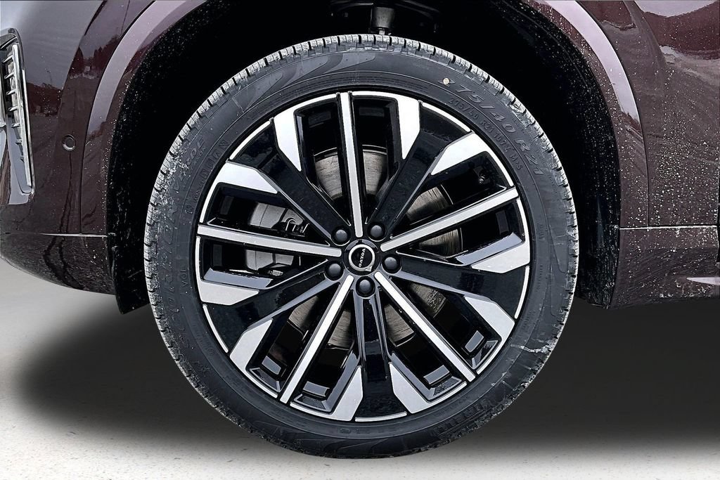 New 2026 Volvo XC90 T8 Ultra w/ Protection Package AWD/4WD image 13