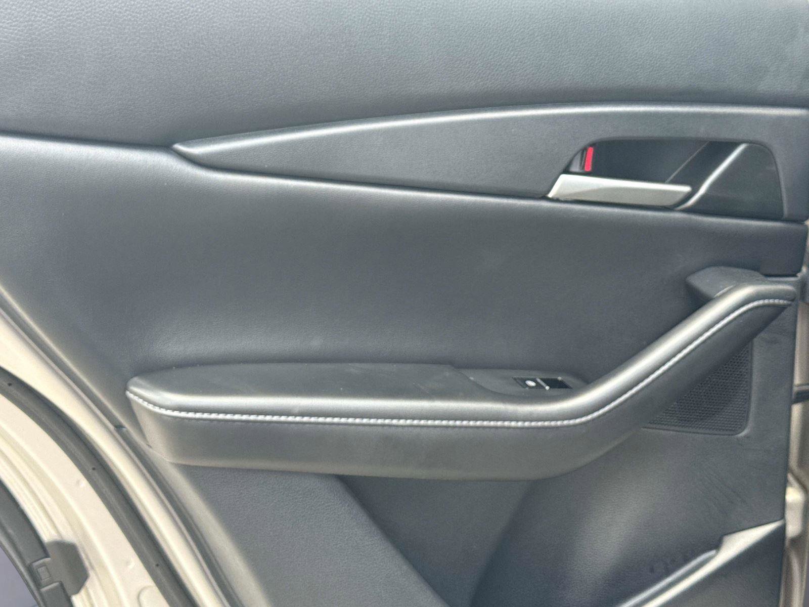 Certified 2022 MAZDA CX-30 AWD 2.5 S w/ Select Package image 11