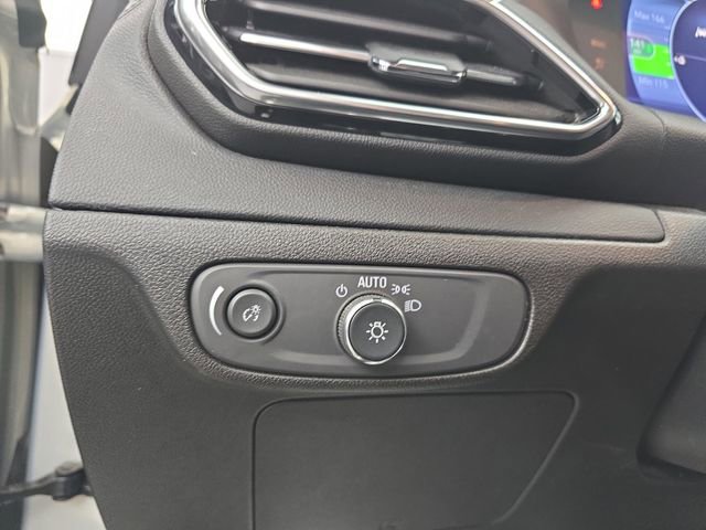 Used 2023 Chevrolet Bolt EUV LT w/ Driver Confidence Package image 41