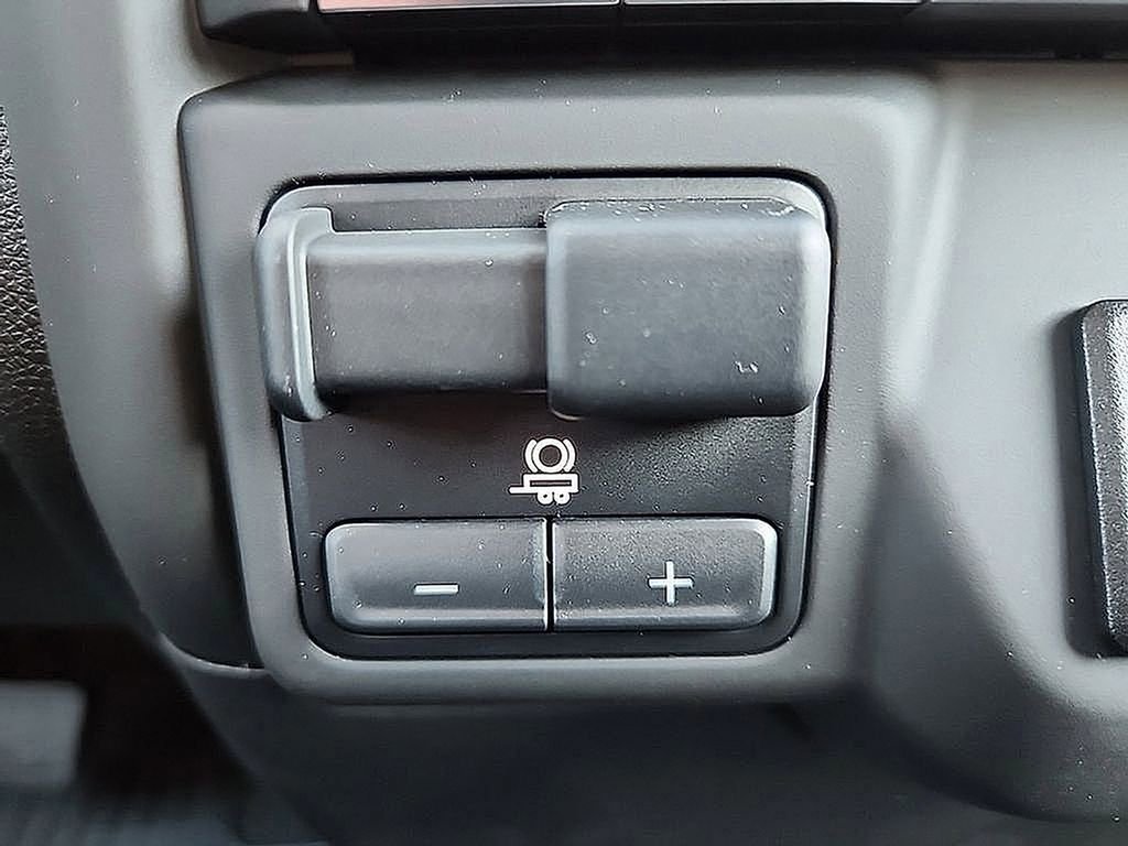 New 2025 Chevrolet Silverado 2500 Custom w/ Custom Value Package image 18