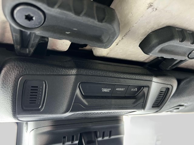 Used 2024 Jeep Wrangler Unlimited Rubicon 4xe AWD/4WD image 32