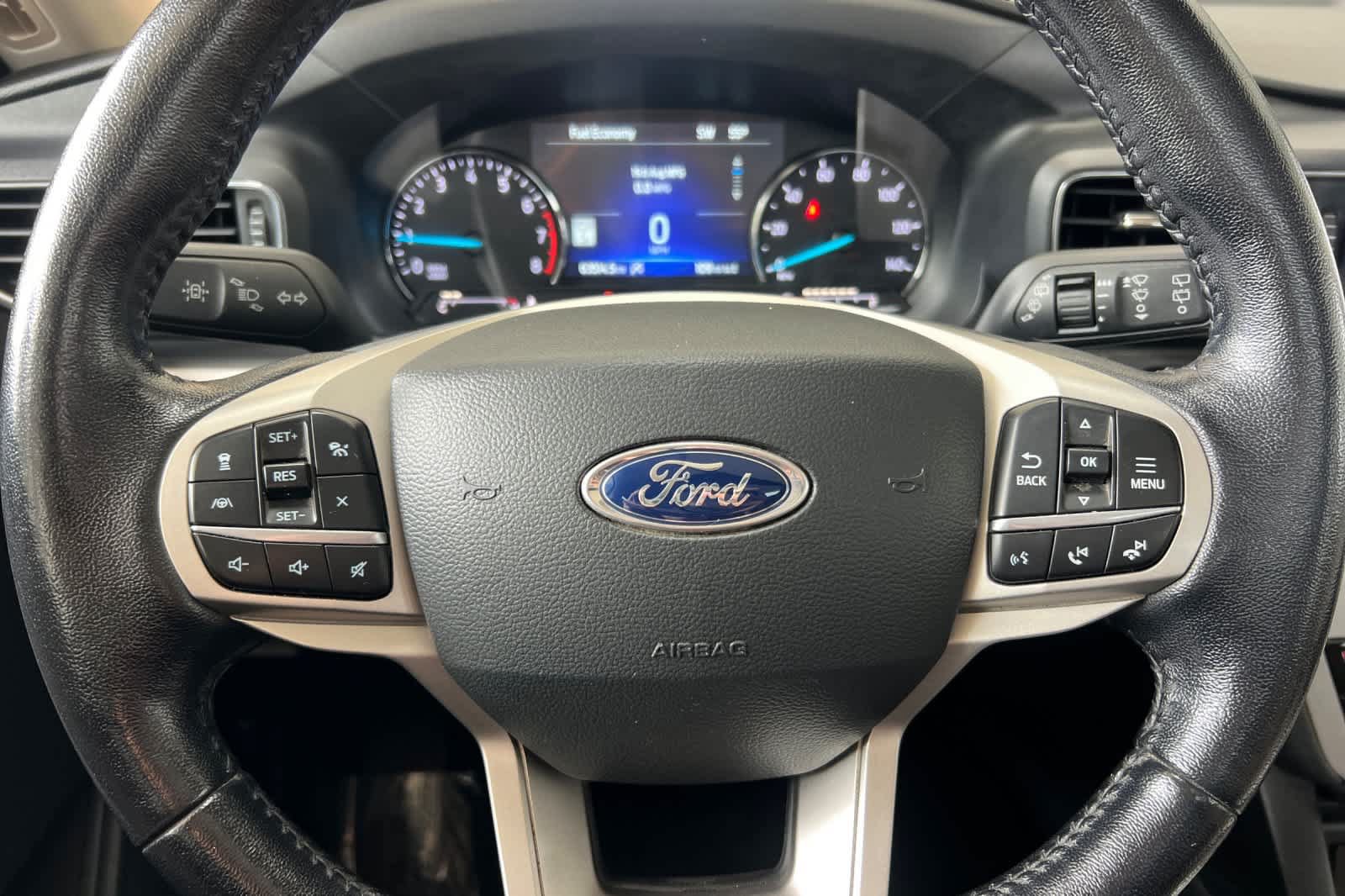 Used 2021 Ford Explorer XLT w/ Equipment Group 202A AWD/4WD image 27