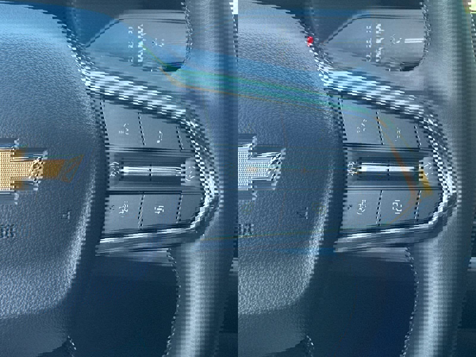 Used 2025 Chevrolet Equinox LT w/ Convenience Package II image 26