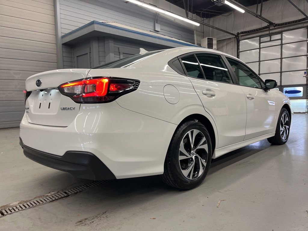 Used 2025 Subaru Legacy Premium image 10