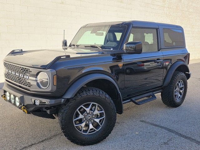 Used 2023 Ford Bronco Badlands image 1