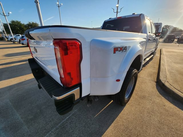Used 2025 Ford F350 XLT w/ FX4 Off-Road Package AWD/4WD image 4
