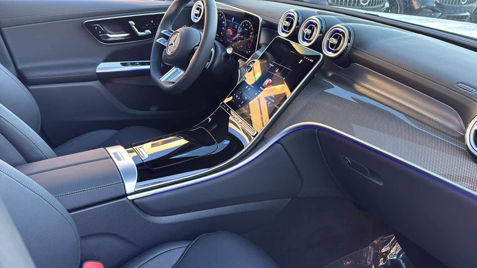 New 2026 Mercedes-Benz GLC 300 4MATIC image 36