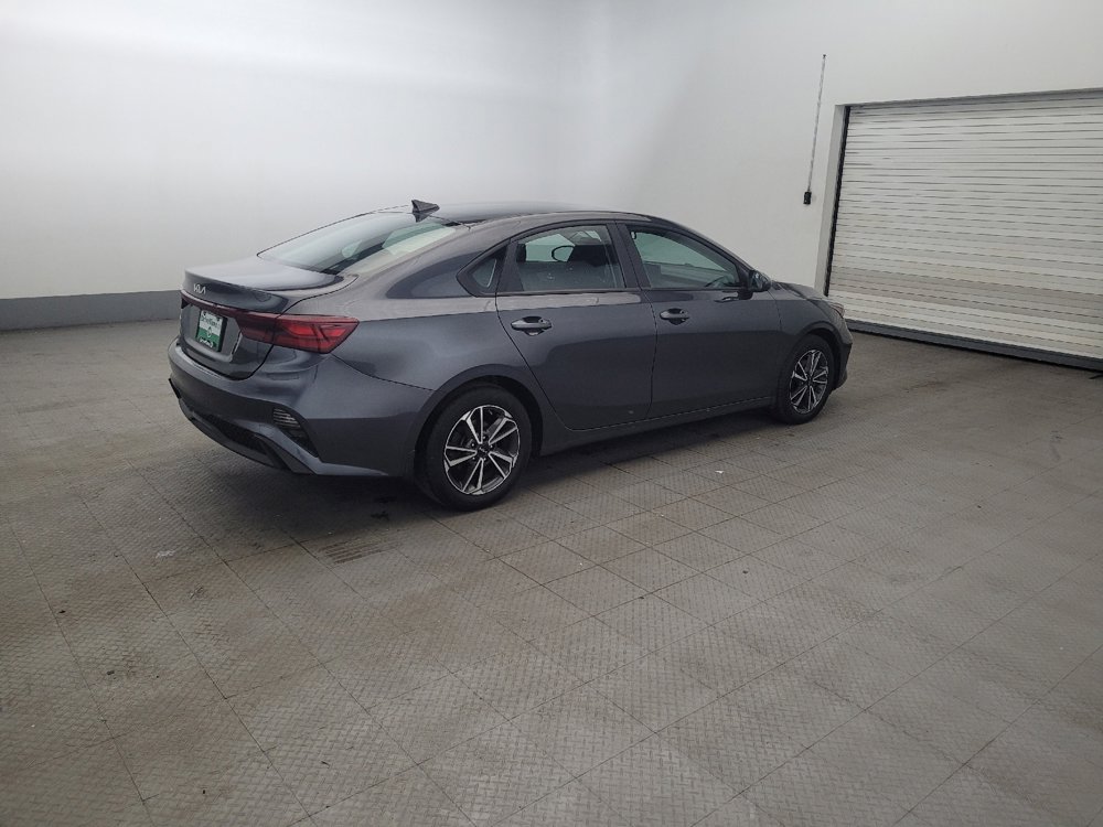 Used 2023 Kia Forte LXS FWD image 10